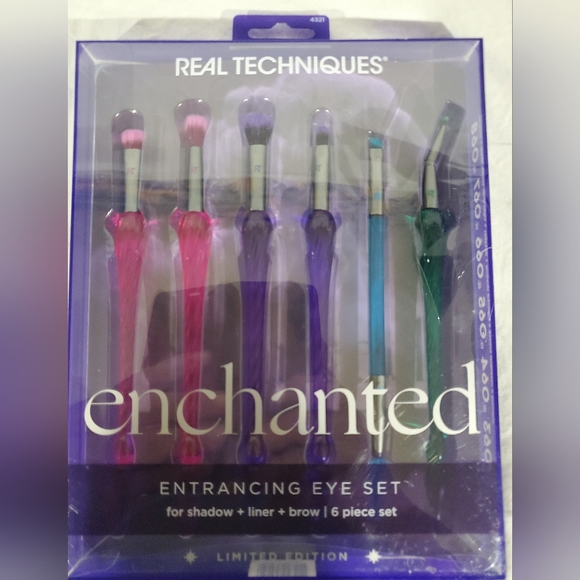 Real techniques Enchanted entrancing eye set brushes - Picture 3 of 4